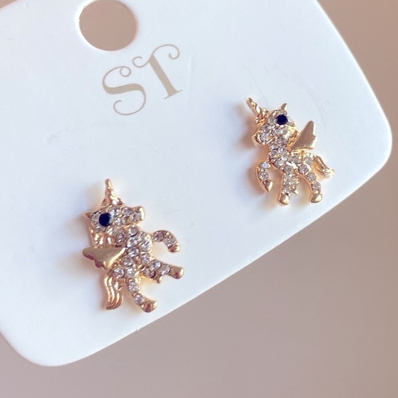 NEW [ST] Unicorn Rhinestone Crystal Zircon Sparkle Stud Gold-Toned Earrings - Picture 5 of 7